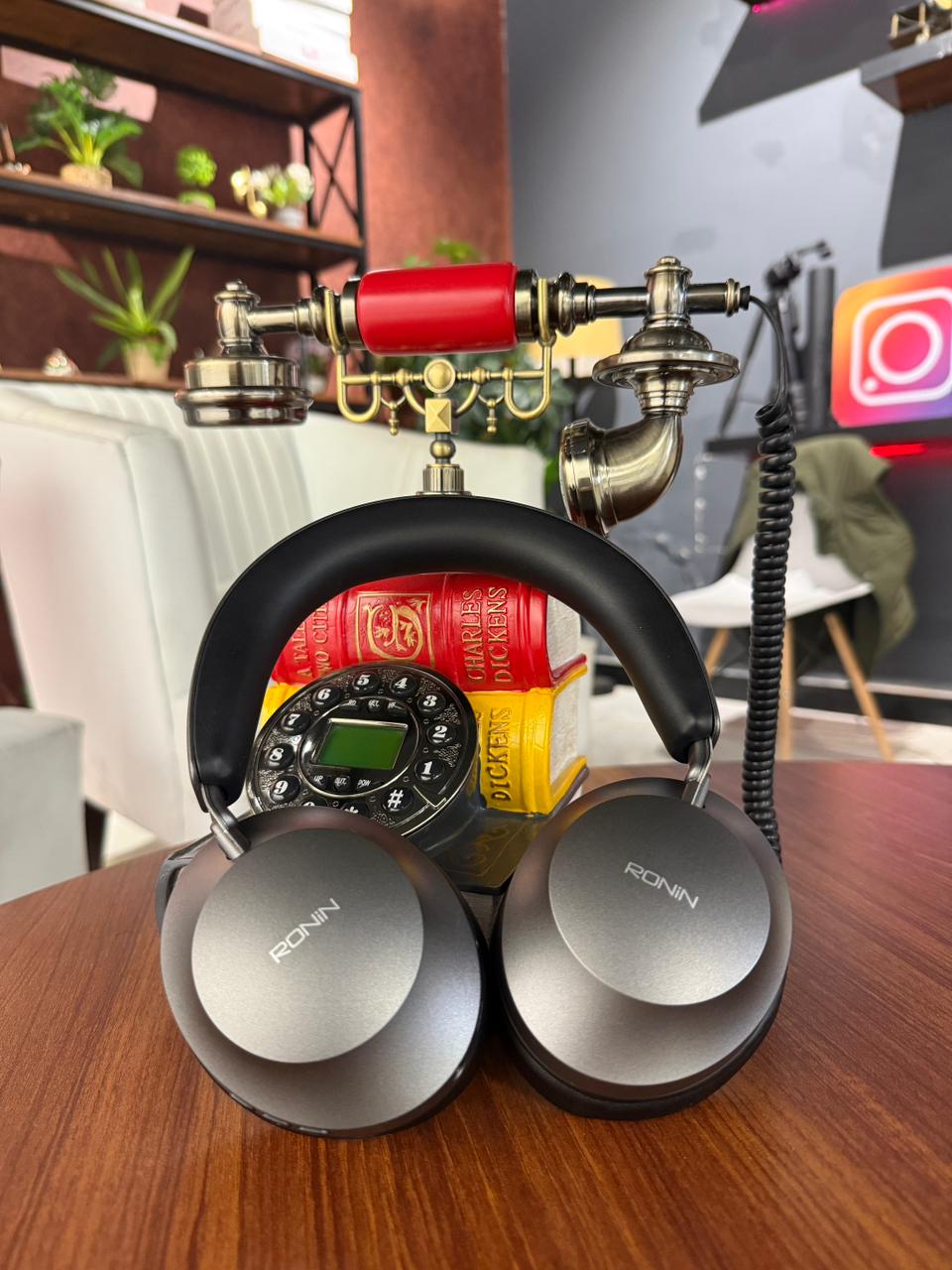 Magnus R-1520 Headphones