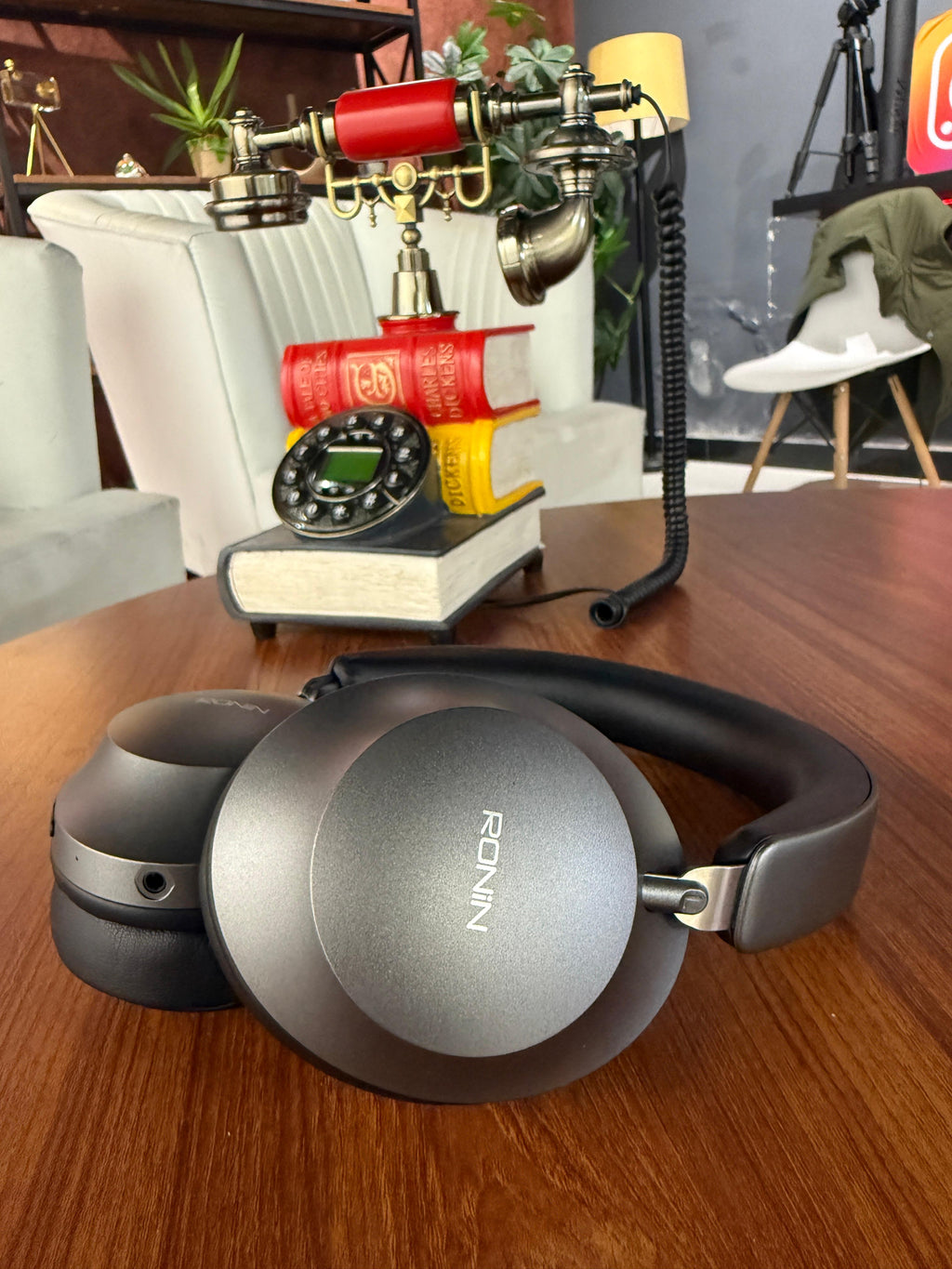 Magnus R-1520 Headphones