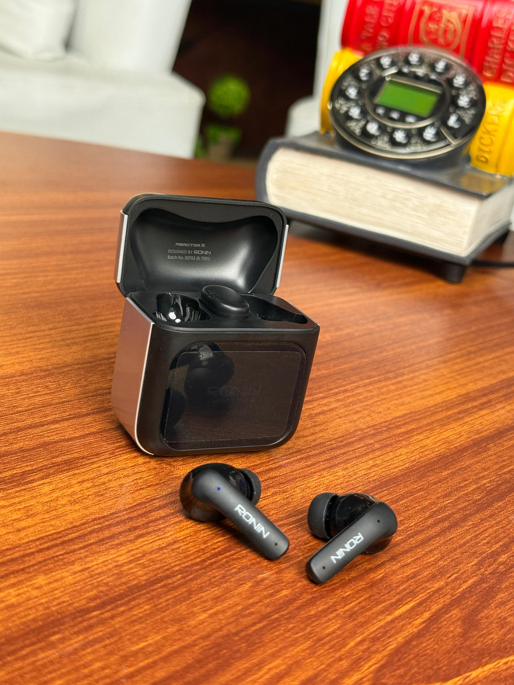 Reactor X | R-7095 Earbuds